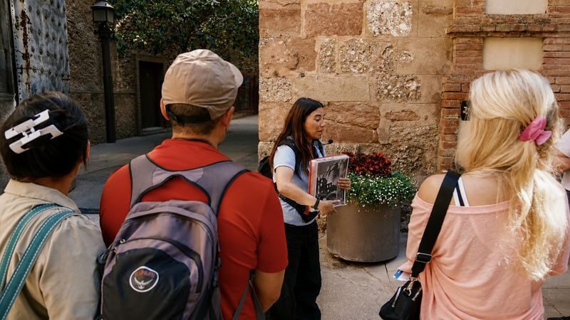 Barcelona to Montserrat Monastery & Museum Day Tour - What Chinese-speaking travelers should know