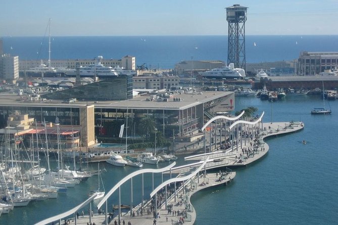 Barcelona Tour Contrasts 4 Hours -Reduced Group Pick up Hotel From Barcelona - Activity Duration and Meeting Point