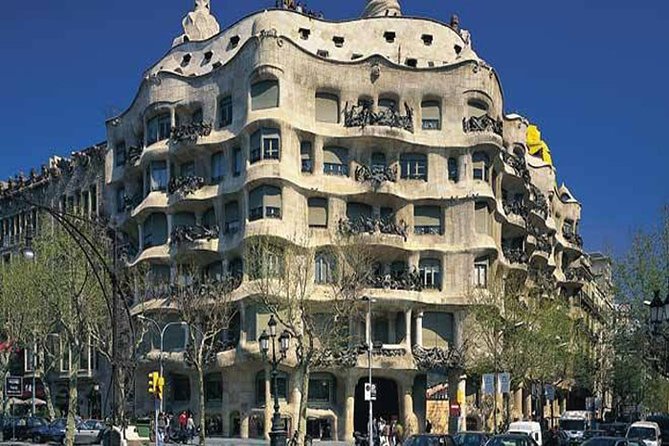 Barcelona Tour - Inclusions