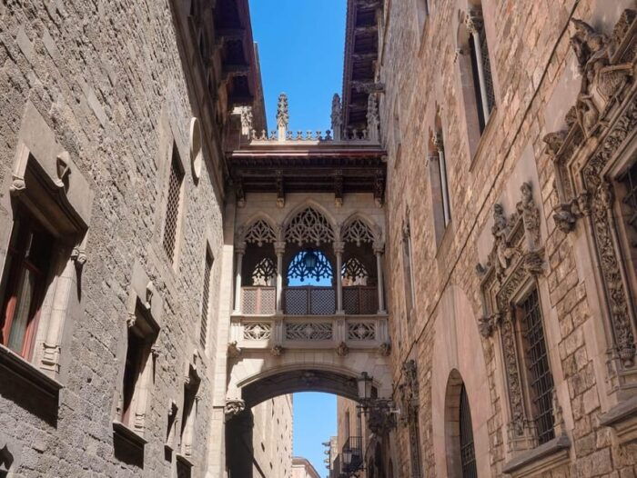 Barcelona Tour: Montjuic Cable Car & Gothic Walking Tour - Booking and Pricing Information