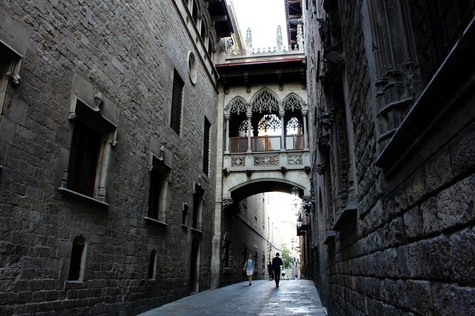 Barcelona Tour With Tapas: Historic Quarters Private Tour (3 Hours) - Pricing and Booking