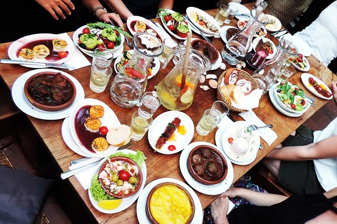 Barcelona : Ultimate Tapas and Wine Testing (Private Tour) - Wine Tasting Techniques and Local Dishes