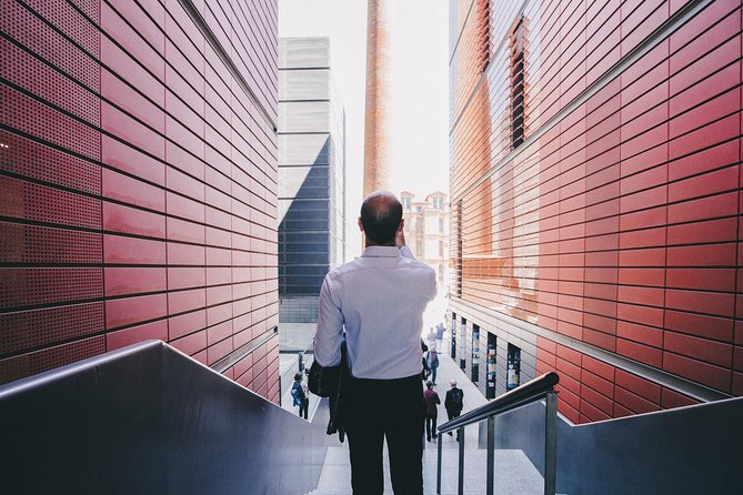 Barcelona: Urbanism and Contemporary Architecture Walking Tour - Overview and Tour Details