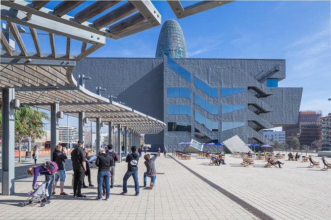 Barcelona: Urbanism and Contemporary Architecture Walking Tour - Directions