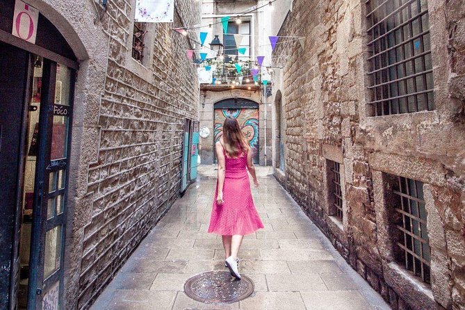 Barcelona Versteckte Schätze: Stadtrundgang Durch Das Gotische Viertel Auf Deutsch. - Tour Details