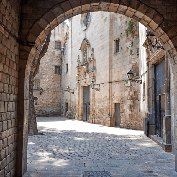 Barcelona: Walking Tour of the Gothic Quarter and Boat Ride - Additional Information