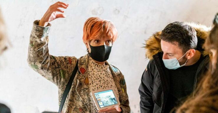 Barcelona: Walking Tour With Montjuic Castle & Cable Car - Experience Highlights