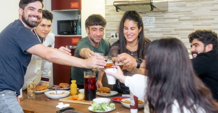 Barcelona Weekend Pub Crawl With 1.5 Hour Open Bar@Hostel - Price and Duration