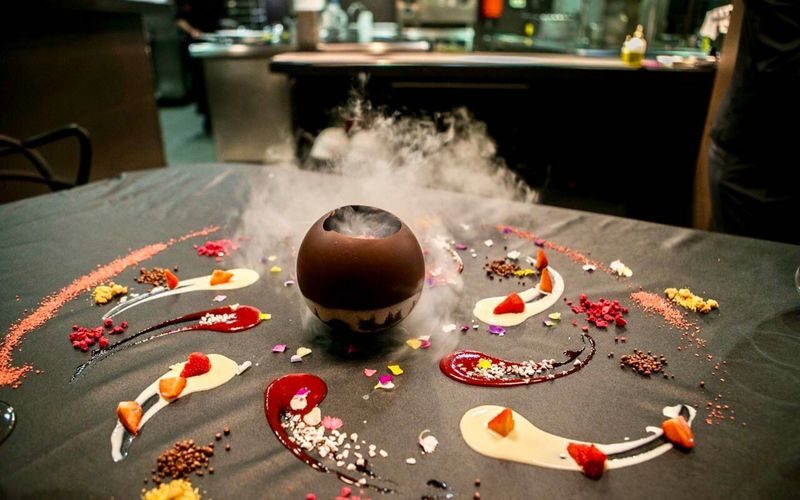 Barcelona wine and gourmet food tour - Small group, shared table atmosphere