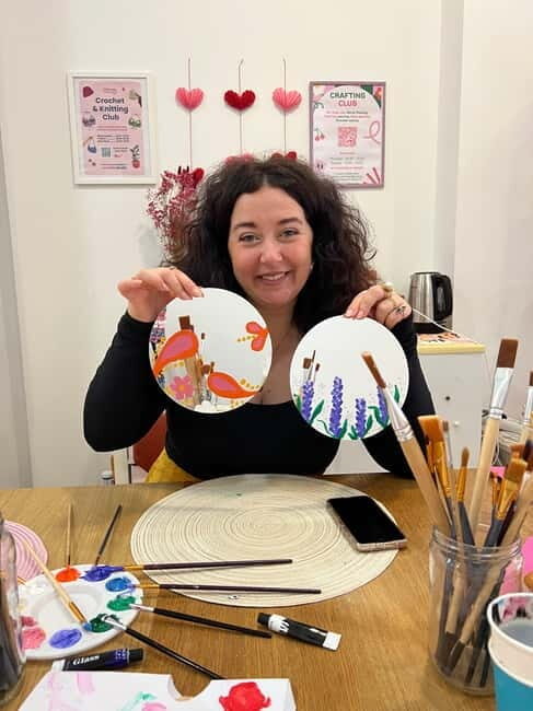 Barcelona: Women's Craft Night with Wine and Nibbles - Why This Craft Night Offers More Than Just Art