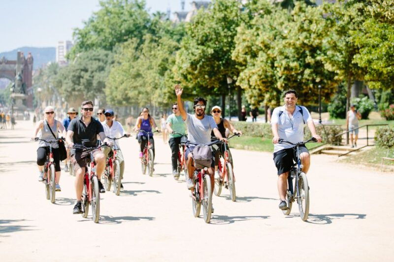 Barcelona: Wonders of Gaudi Bike Tour - Key Attractions