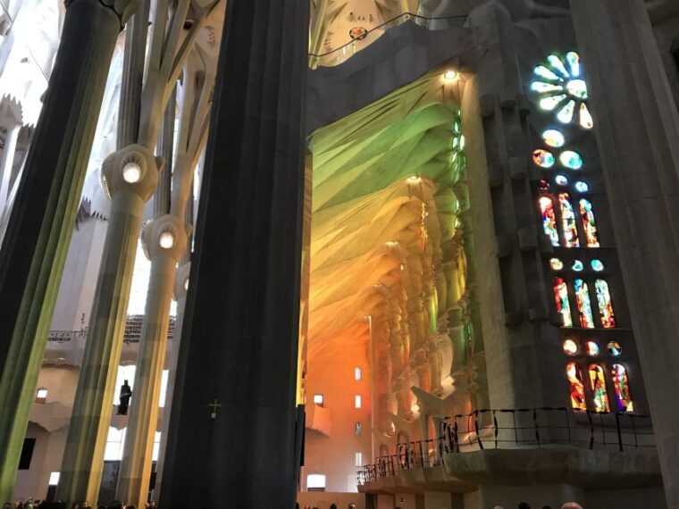 Barcelona: Wonders of Gaudi Bike Tour - Customer Reviews and Ratings