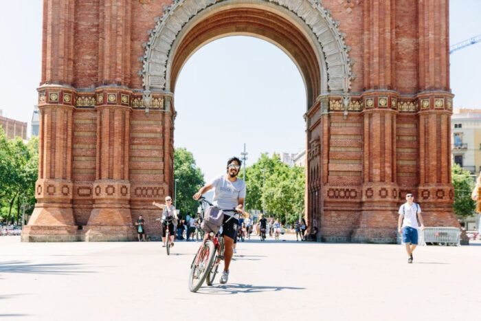 Barcelona: Wonders of Gaudi Bike Tour - Taking in the Life and History of Antoni Gaudi