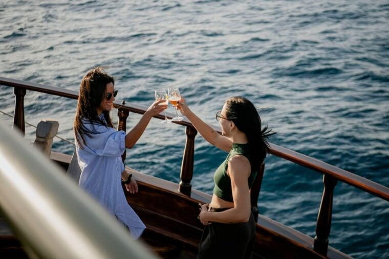 Barcelona: Wooden Boat Sailing With Tapa and Welcome Drink - Accessibility and Meeting Point