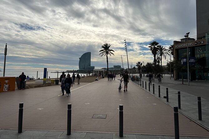 Barcelonas Best Bike Tour - Start Time