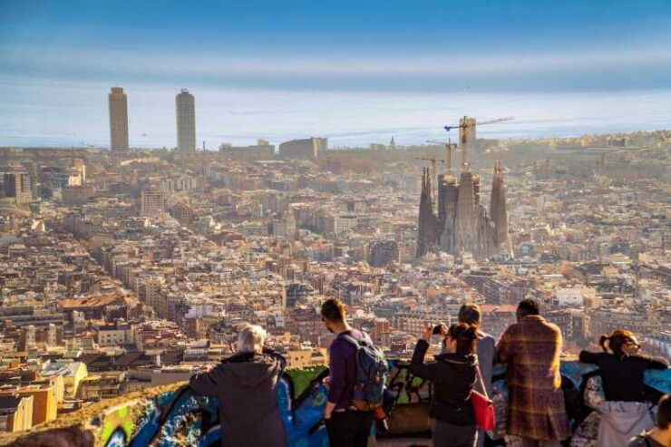 Barcelona'S Contrasts: the History Through Its Neighborhoods - Itinerary and Highlights
