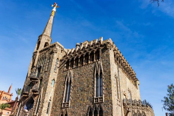 Barcelona'S Contrasts: the History Through Its Neighborhoods - Discovering Pedralbes Prestigious Landmarks