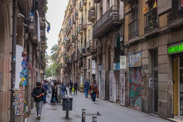 Barcelona'S Contrasts: the History Through Its Neighborhoods - Frequently Asked Questions