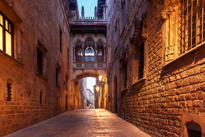 Barcelonas El Raval and the Gothic Quarter: A Self-Guided Audio Tour - Traveler Reviews