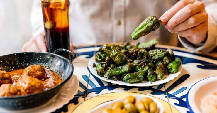 Barcelonas Hidden Tales & Tapas Tour: Tapas, Ham and Drinks - Tour Overview and Pricing