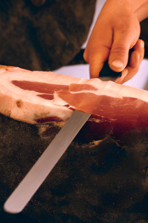 Barcelonas Hidden Tales Tour With Ham Tasting & Drinks - Good To Know