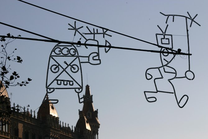Barcelonas Merry Markets Christmas Tour. Private Experience - Explore Christmas Market Stalls