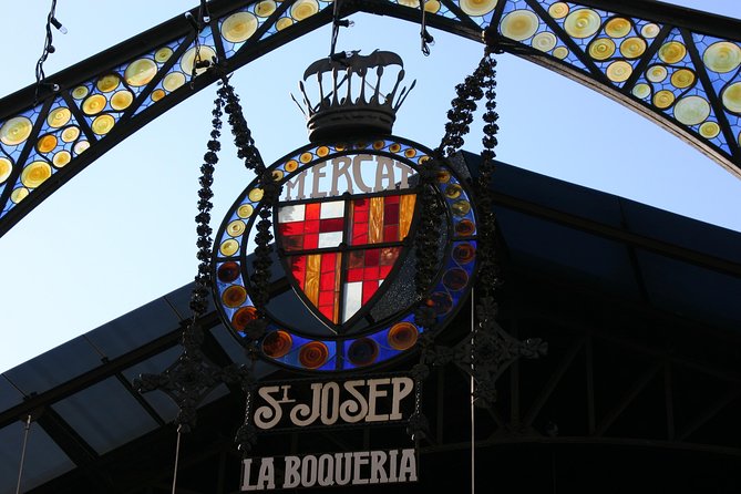 Barcelonas Merry Markets Christmas Tour. Private Experience - The Sum Up