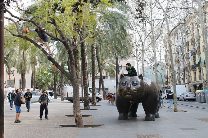 Barcelonas Must-Do Family Day Tour - A City Highlight Private Tour - Meeting and Pickup