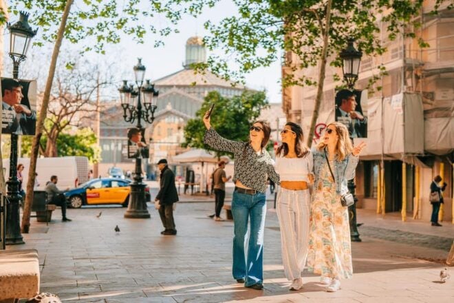 Barcelona's Timeless Treasures: Centenarians Shops & Secrets - Inclusions and Exclusions