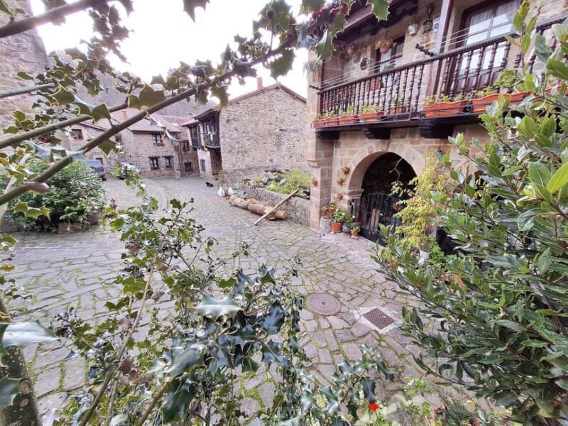 Barcena Mayor and Carmona Tour from Santander Small Groups - Good To Know