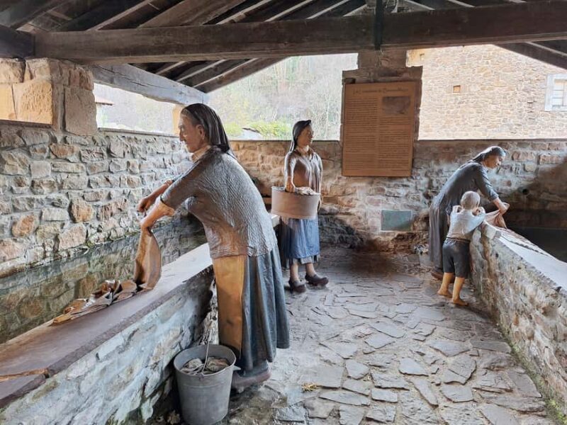 Barcena Mayor and Carmona Tour from Santander Small Groups - Who is This Tour Best Suited For?