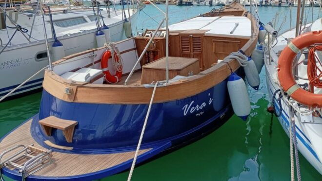 Bari by Boat: Admire the City From the Sea With Aperitivo - Aperitivo and Sail Experience