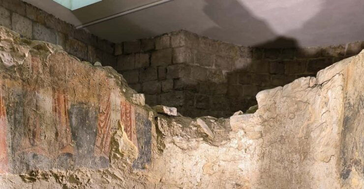 Bari: Guided Tour With Archaeologist - Pricing and Booking