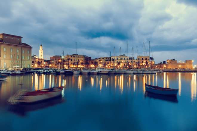 Bari: Highlights App Guided Tour With Puzzles - Requirements and Recommendations