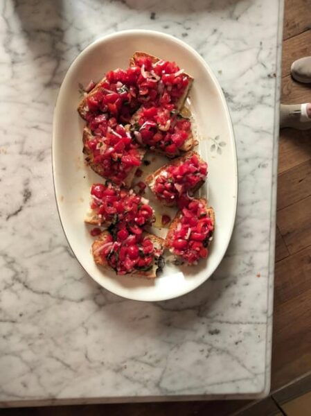 Bari: Market Tour & Authentic Aperitivo at a Locals Home - What to Expect