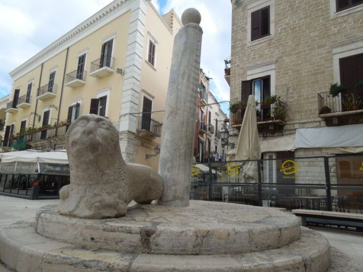 Bari: Private Food and Walking Tour - Experience Highlights