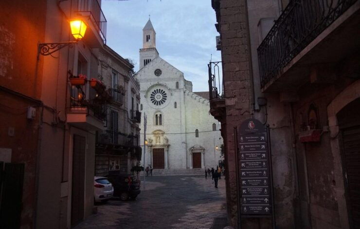 Bari - Private Historic Walking Tour - Highlights