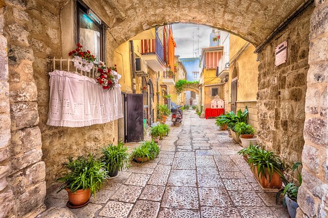 Bari Scavenger Hunt and Best Landmarks Self-Guided Tour - Accessibility and Health Considerations