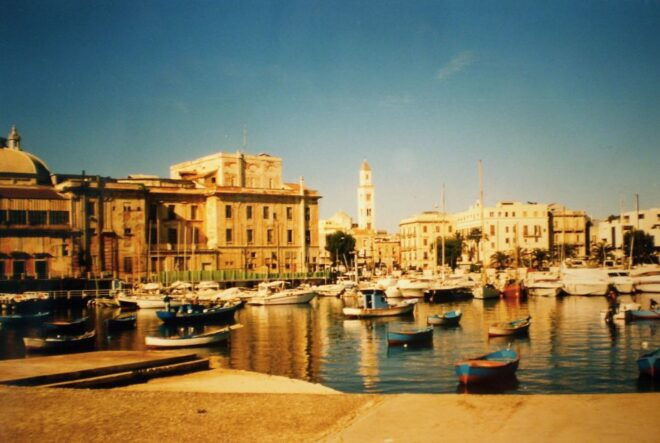 Bari Self-Guided Audio Tour - Historic Buildings Included in the Tour