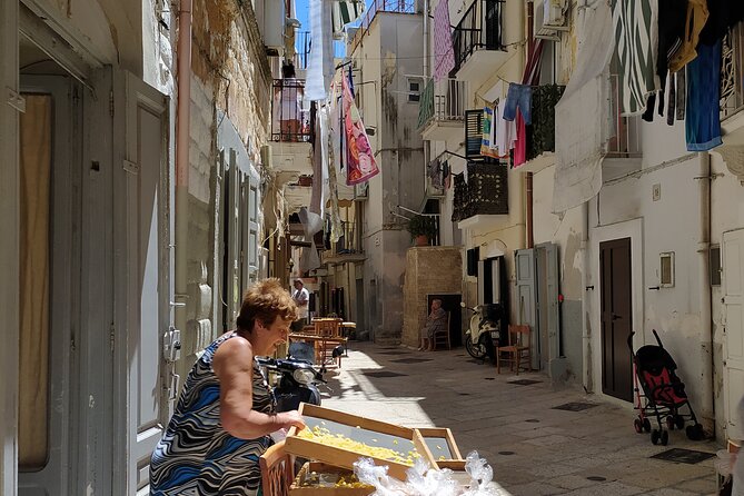 Bari Walk Through History - Uncovering Baris Hidden Gems