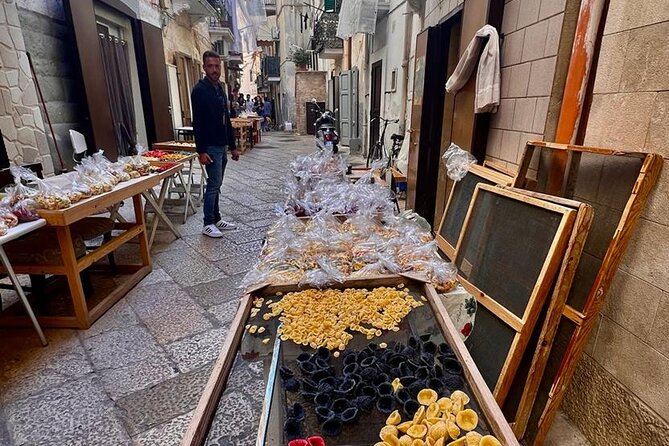Bari Walk Through History - Baris Fascinating Cultural Heritage
