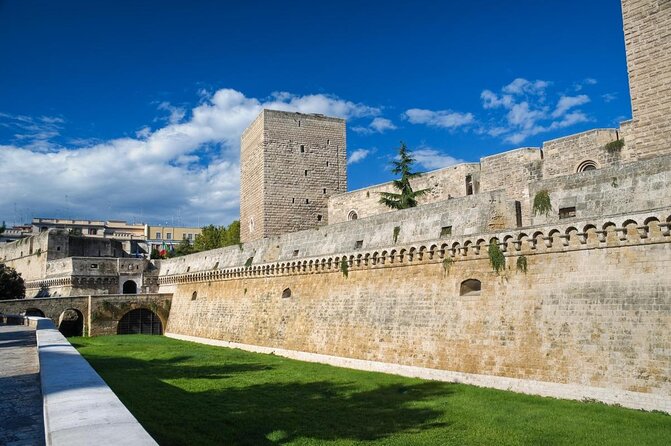 Bari Walking Tour in Small Group - Tour Guide and Highlights
