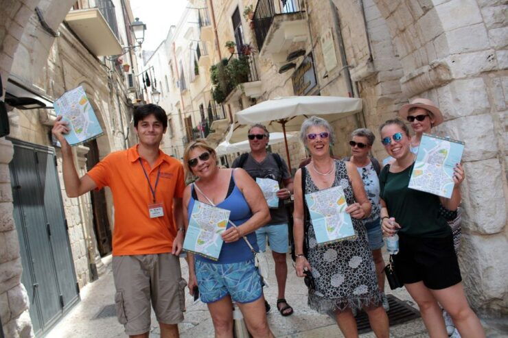 Bari Walking Tour - Language & Guide Information