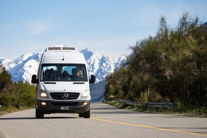 Bariloche: Full-Day El Bolsón and Puelo Lake Tour - Review Summary