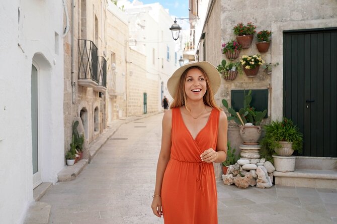 Baris Gems: Explore Piazza Mercantile & Ferrarese - Meeting Point Information