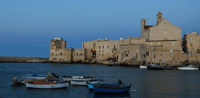 Baris Gems: Explore Piazza Mercantile & Ferrarese - Notable Landmarks Visited
