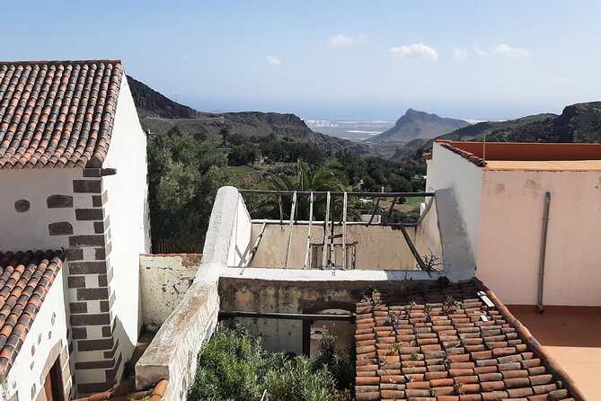 Barranco De Las Vacas, Caves & Village by 2 Native Guides - Reviews