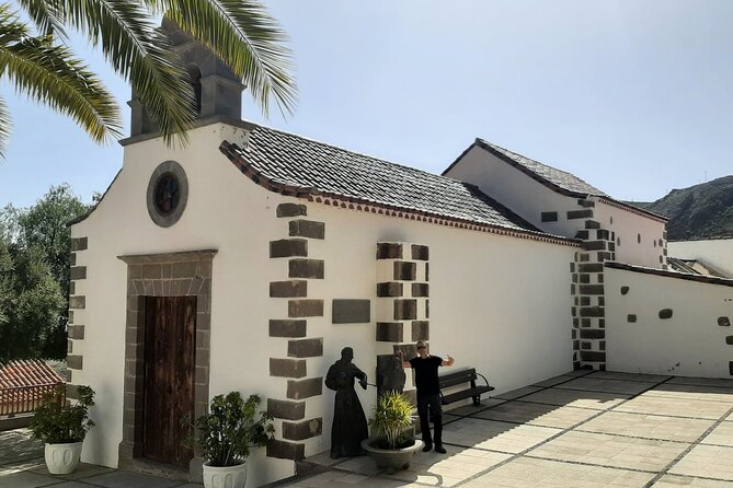 Barranco De Las Vacas, Caves & Village by 2 Native Guides - Miscellaneous Information