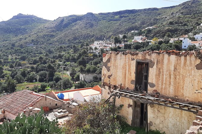 Barranco De Las Vacas, Caves & Village by 2 Native Guides - Common Questions