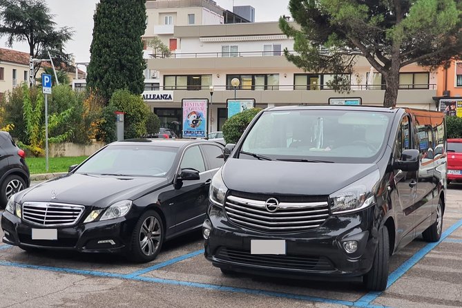 Barry Accommodation to Cardiff Airport (CWL) - Departure Private Transfer - Meeting Point and End Point